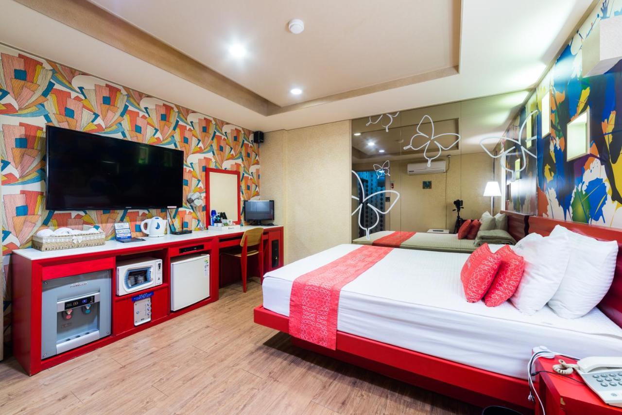 U Hotel Busan Bagian luar foto