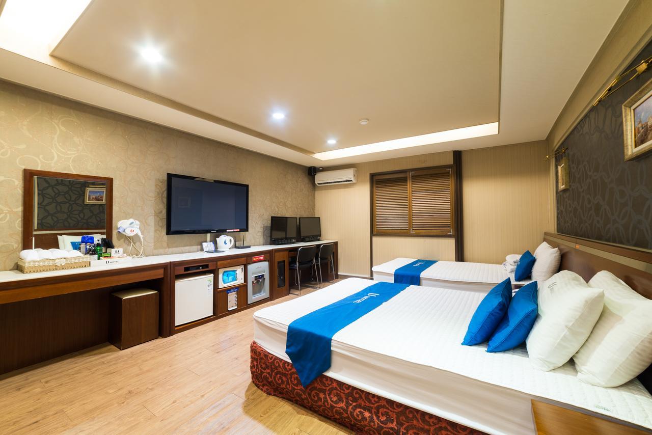 U Hotel Busan Bagian luar foto