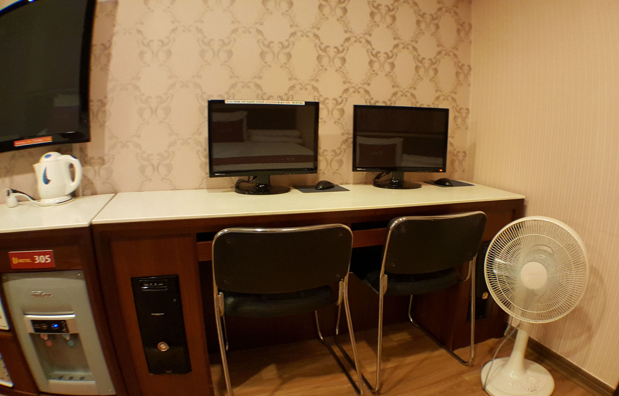 U Hotel Busan Bagian luar foto